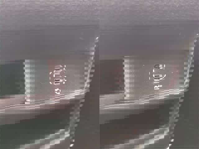 New 2026 Chrysler Pacifica Select w/ S Appearance Package image 31