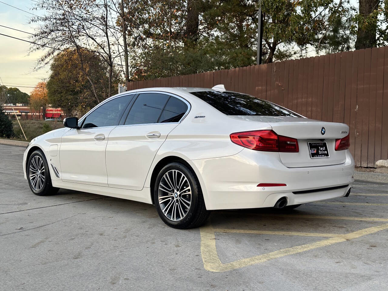 Used 2018 BMW 530e 530e iPerformance 4dr Sedan RWD image 15