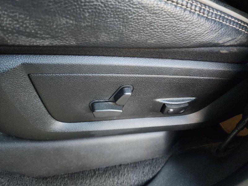 Used 2022 RAM 2500 Limited w/ Safety Group image 34