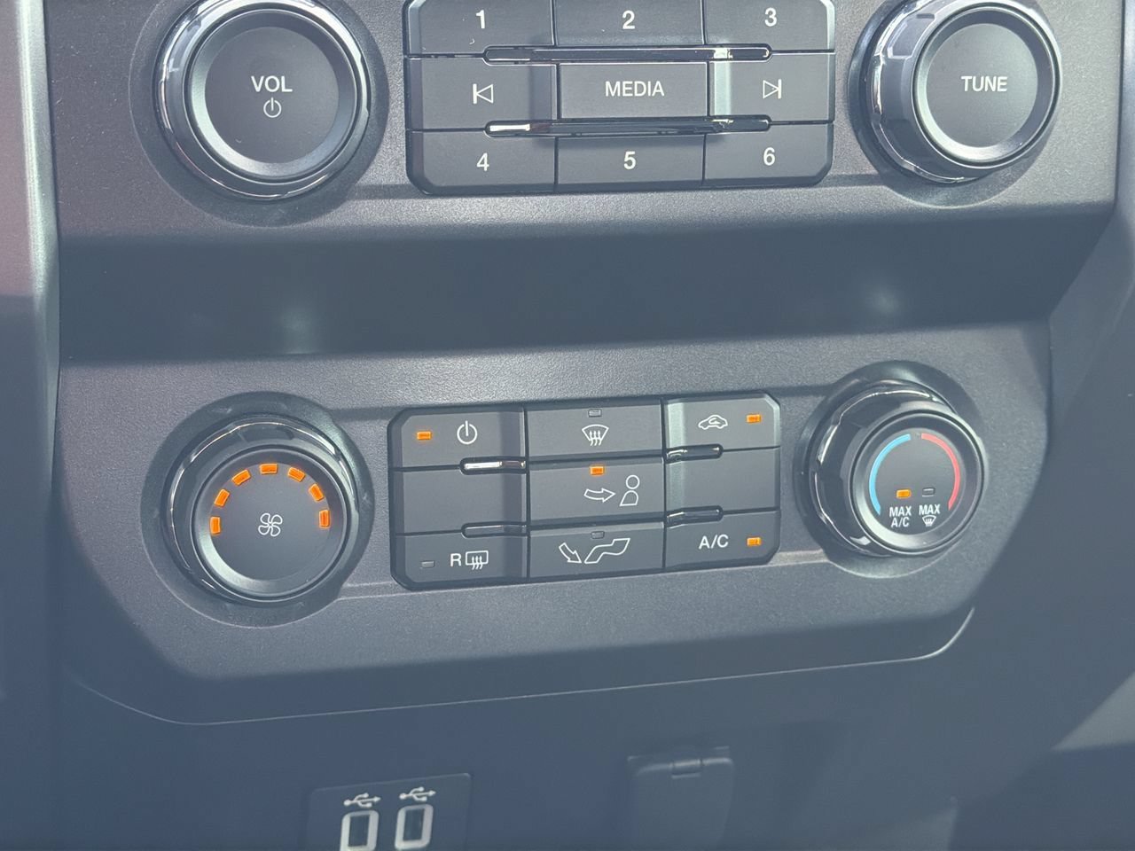 Used 2019 Ford F150 XLT w/ Equipment Group 301A Mid RWD image 22