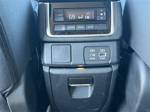 Used 2024 Subaru Ascent Premium w/ Convenience Package image 28