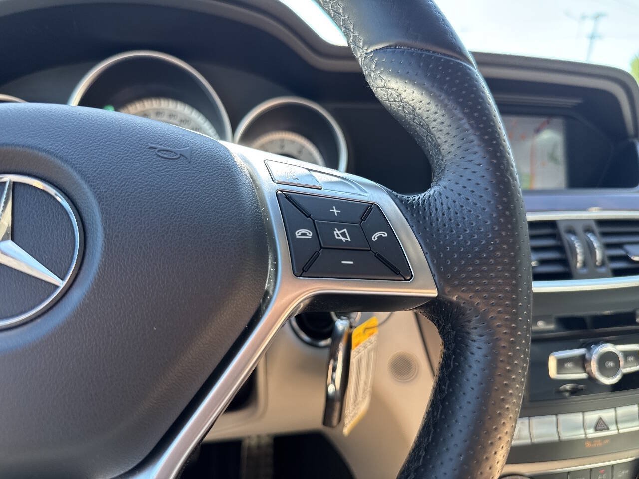 Used 2013 Mercedes-Benz C 250 Coupe image 32