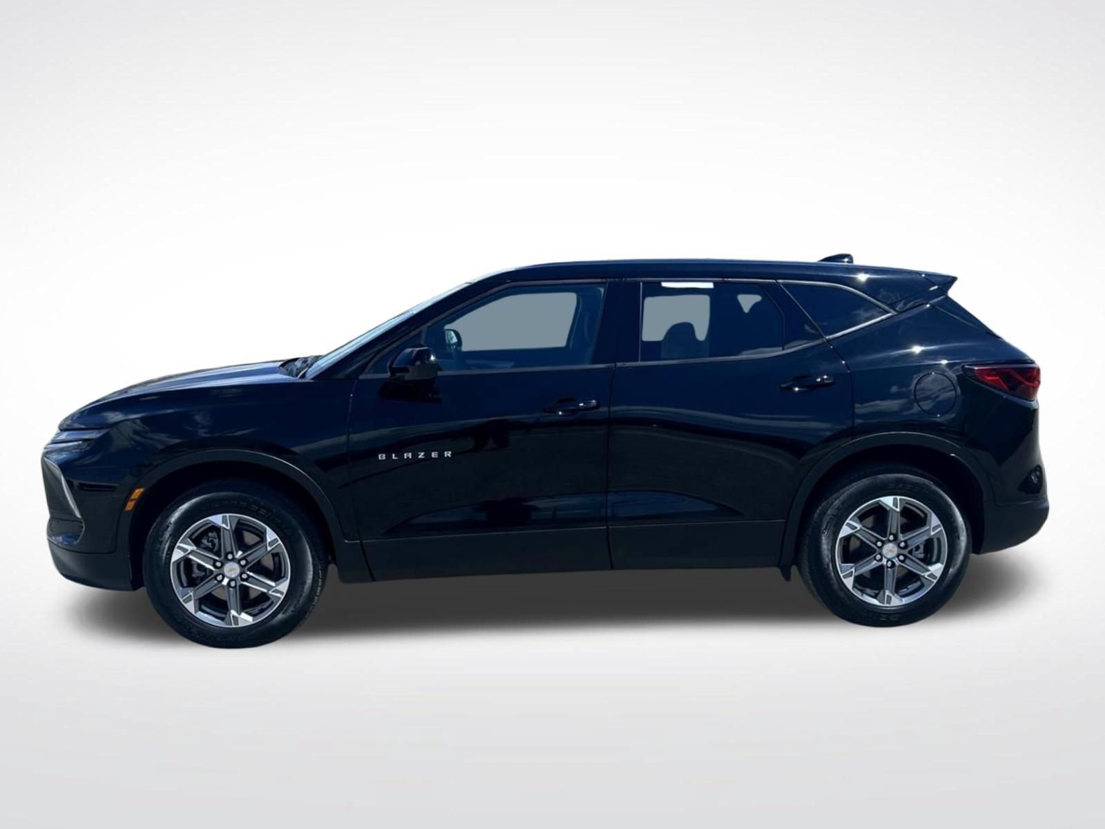 Certified 2025 Chevrolet Blazer LT AWD/4WD image 9