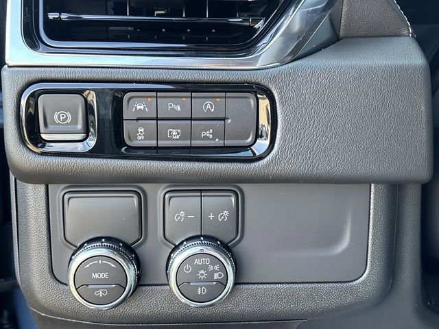New 2026 GMC Yukon XL Denali w/ Sun & Power Step Package RWD image 17
