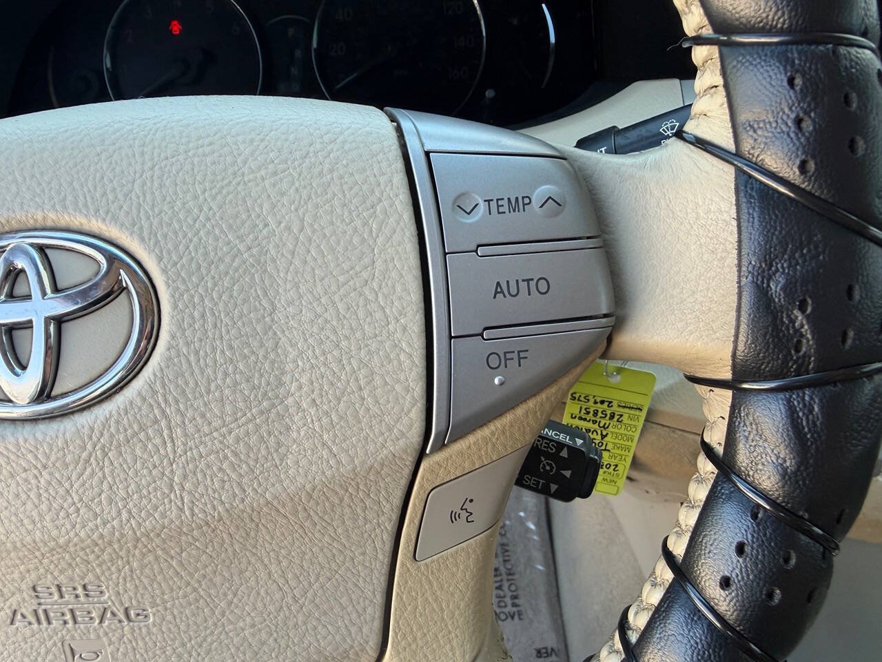 Used 2008 Toyota Avalon XLS FWD image 29