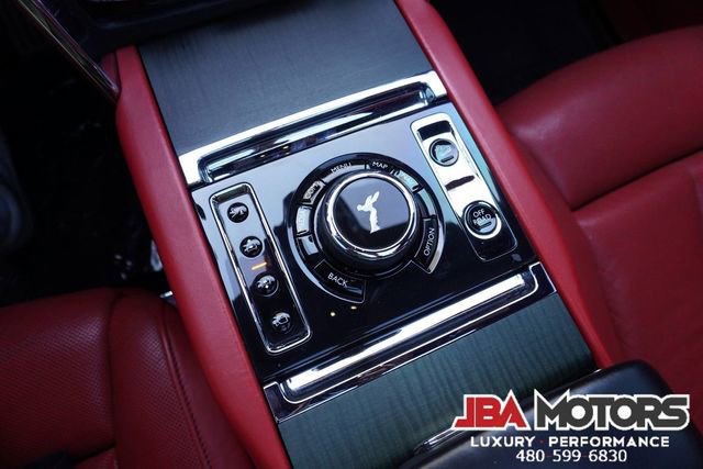 Used 2020 Rolls-Royce Cullinan image 45