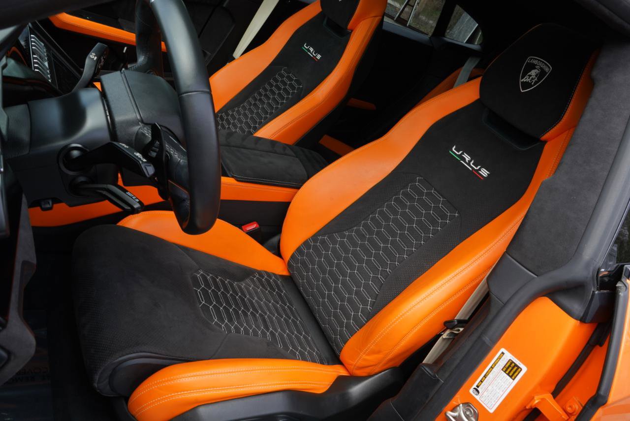 Used 2022 Lamborghini Urus AWD/4WD image 21