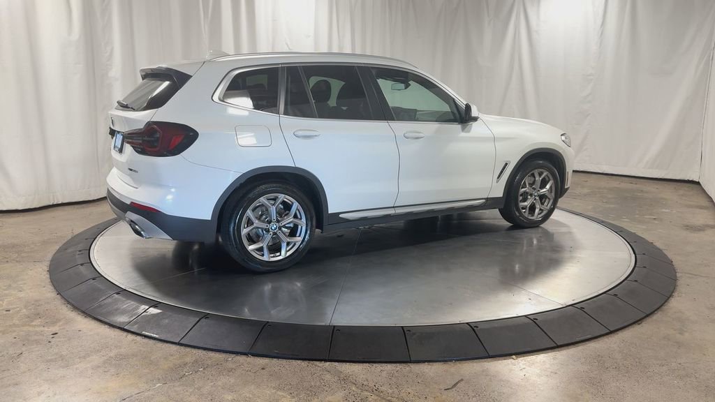 Used 2022 BMW X3 xDrive30i w/ Premium Package 2 image 2