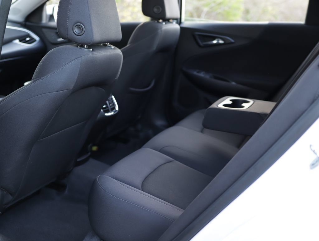 Used 2023 Chevrolet Malibu LT FWD image 24