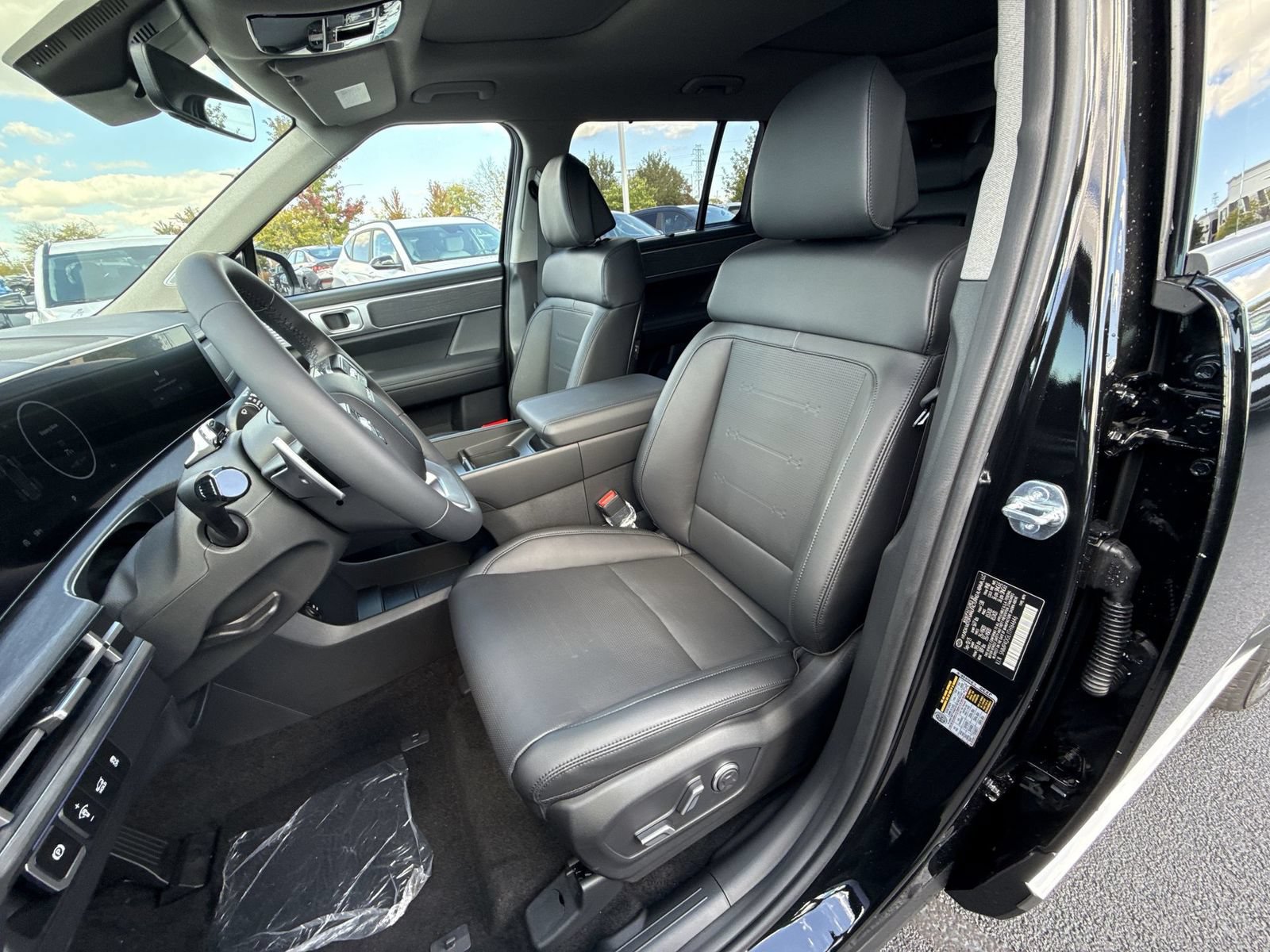 Certified 2026 Hyundai Santa Fe Limited AWD/4WD image 14