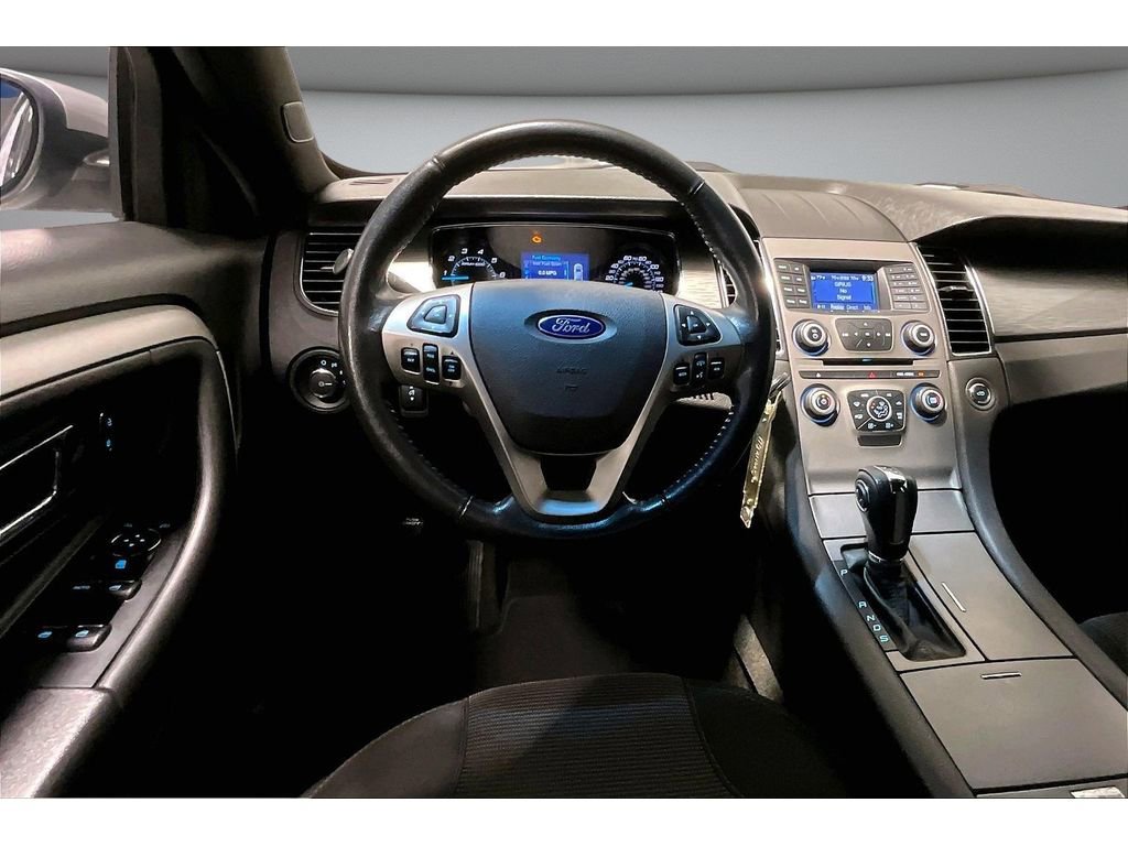 Used 2013 Ford Taurus SEL image 6