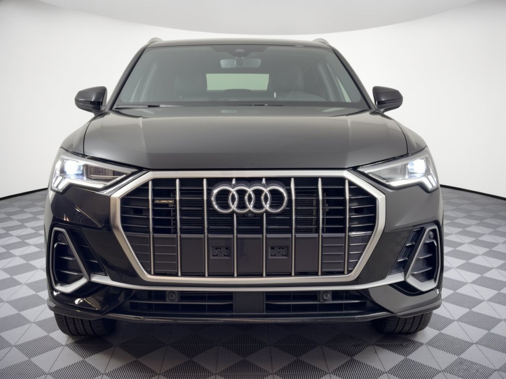 Certified 2025 Audi Q3 2.0T Premium Plus w/ Premium Plus Package AWD/4WD image 6