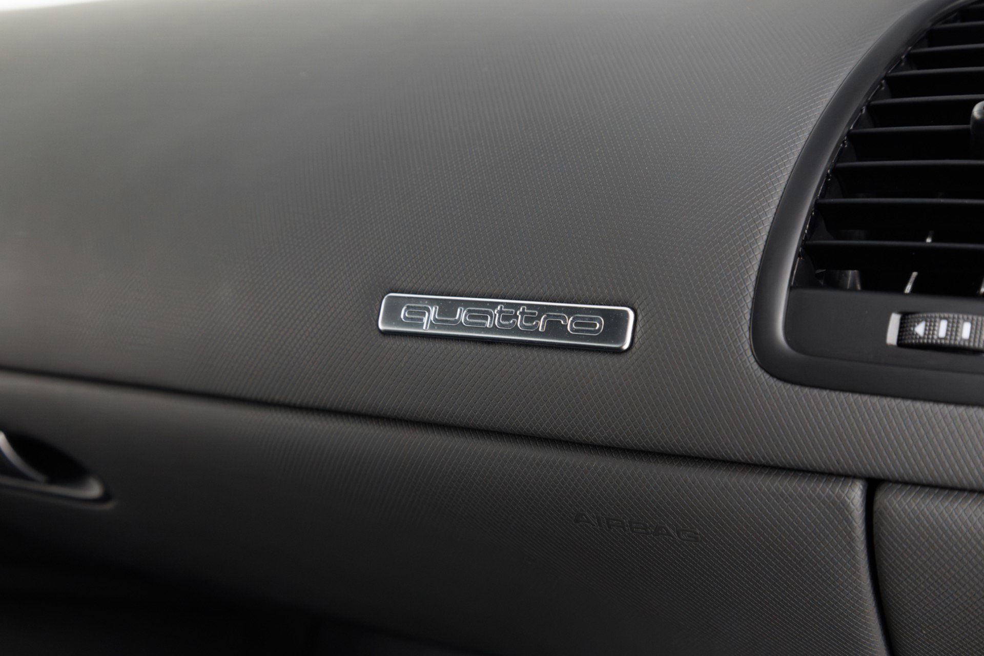 Used 2011 Audi R8 V10 AWD/4WD image 39