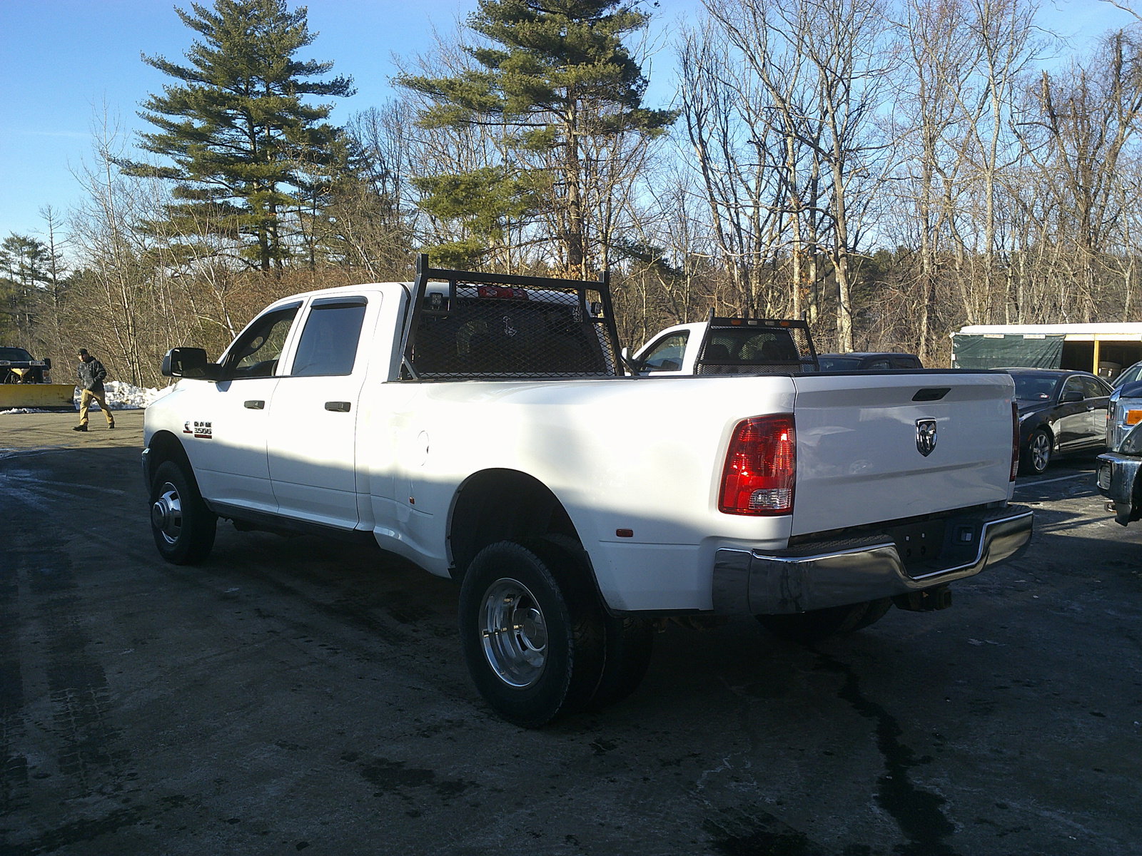 Used 2014 RAM 3500 Tradesman w/ Chrome Appearance Group image 6