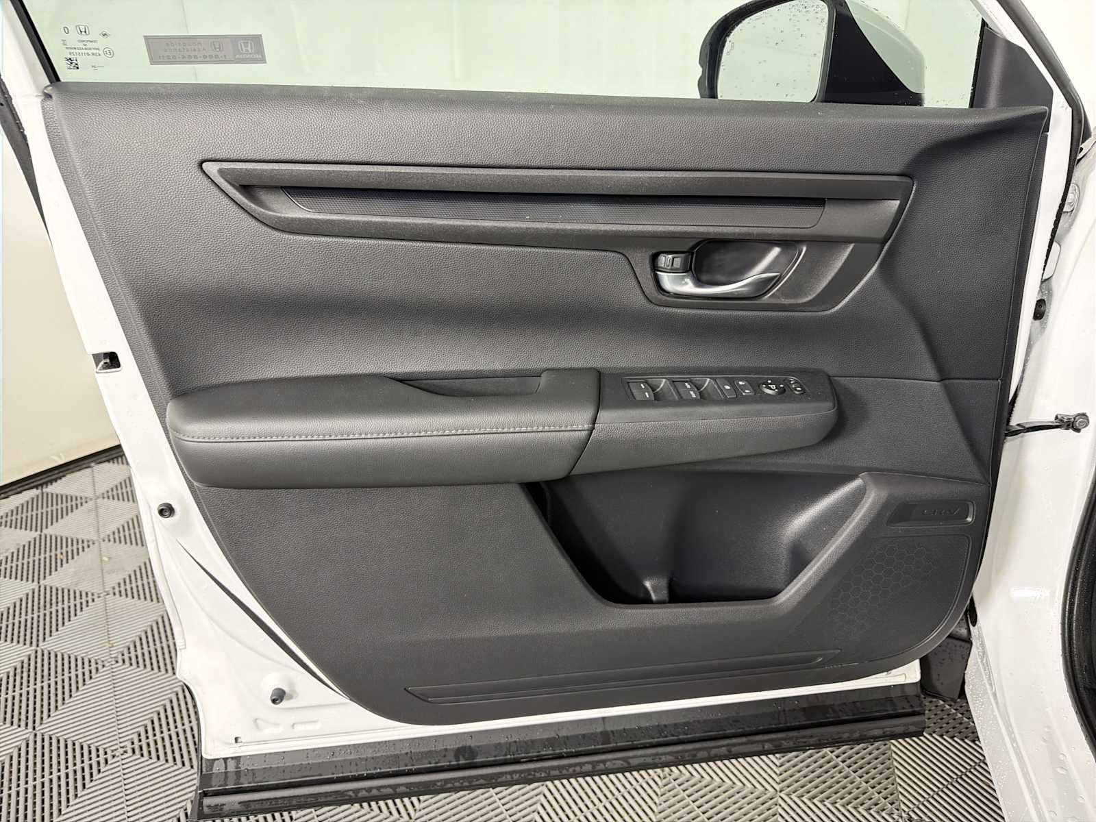 Used 2024 Honda CR-V EX image 9