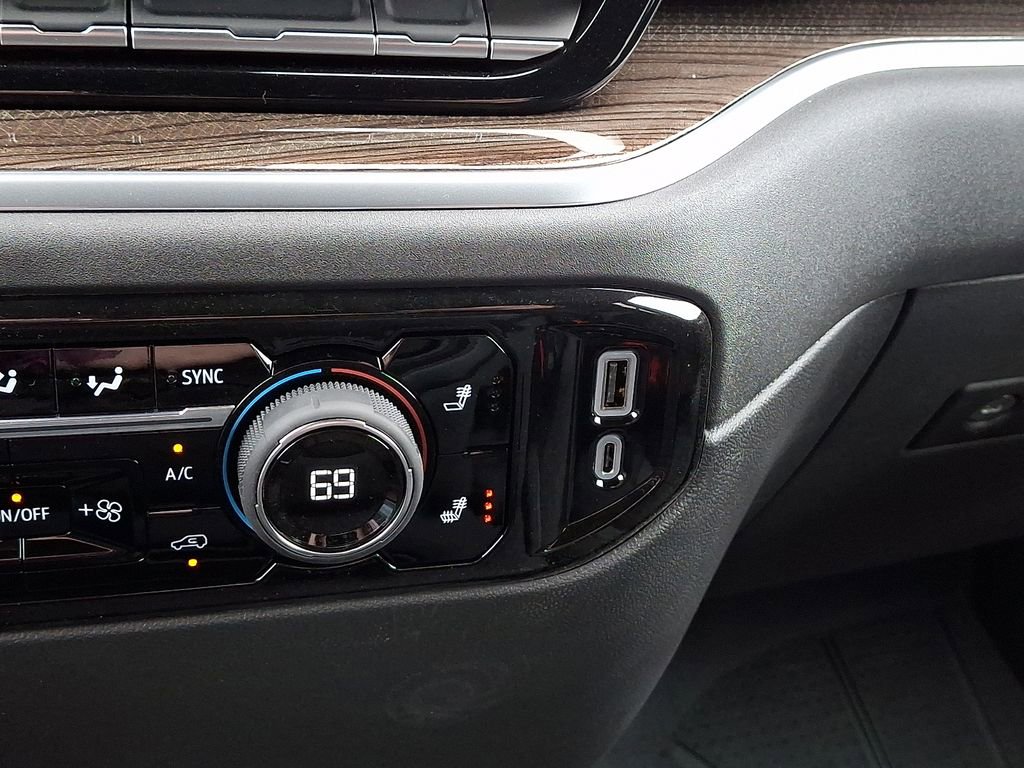 New 2026 Chevrolet Silverado 1500 RST AWD/4WD image 17