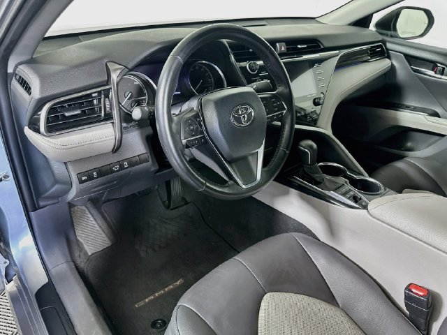 Certified 2020 Toyota Camry XLE FWD image 10