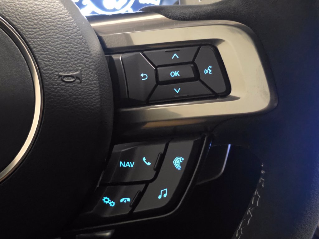Used 2022 Ford Mustang Shelby GT500 w/ Technology Package RWD image 20