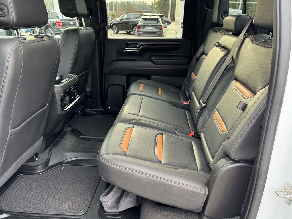 Used 2024 GMC Sierra 2500 AT4 w/ AT4 Preferred Package image 16