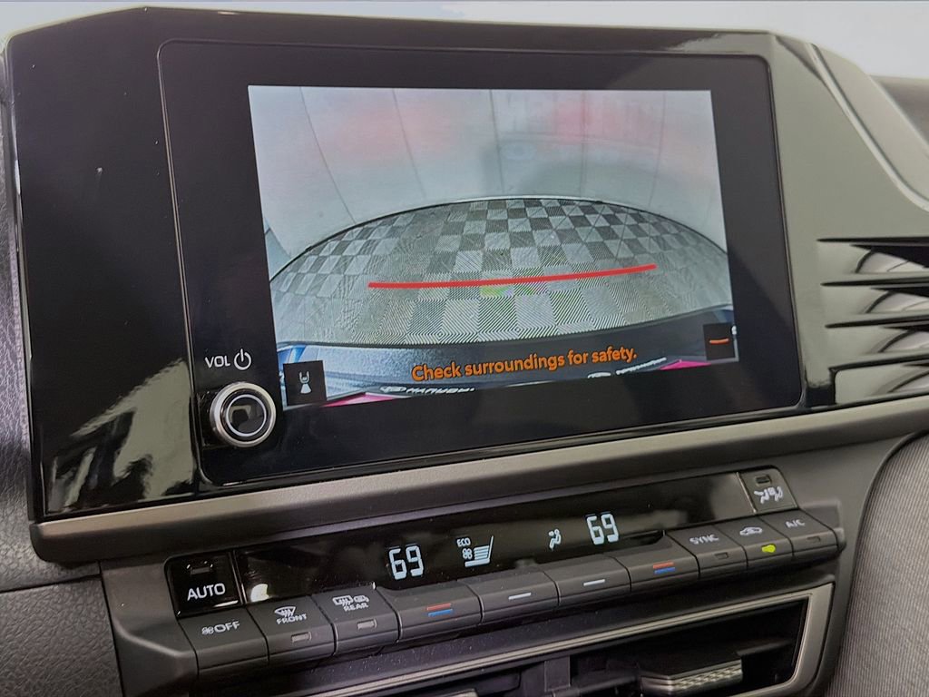 Used 2025 Toyota Camry LE FWD image 17