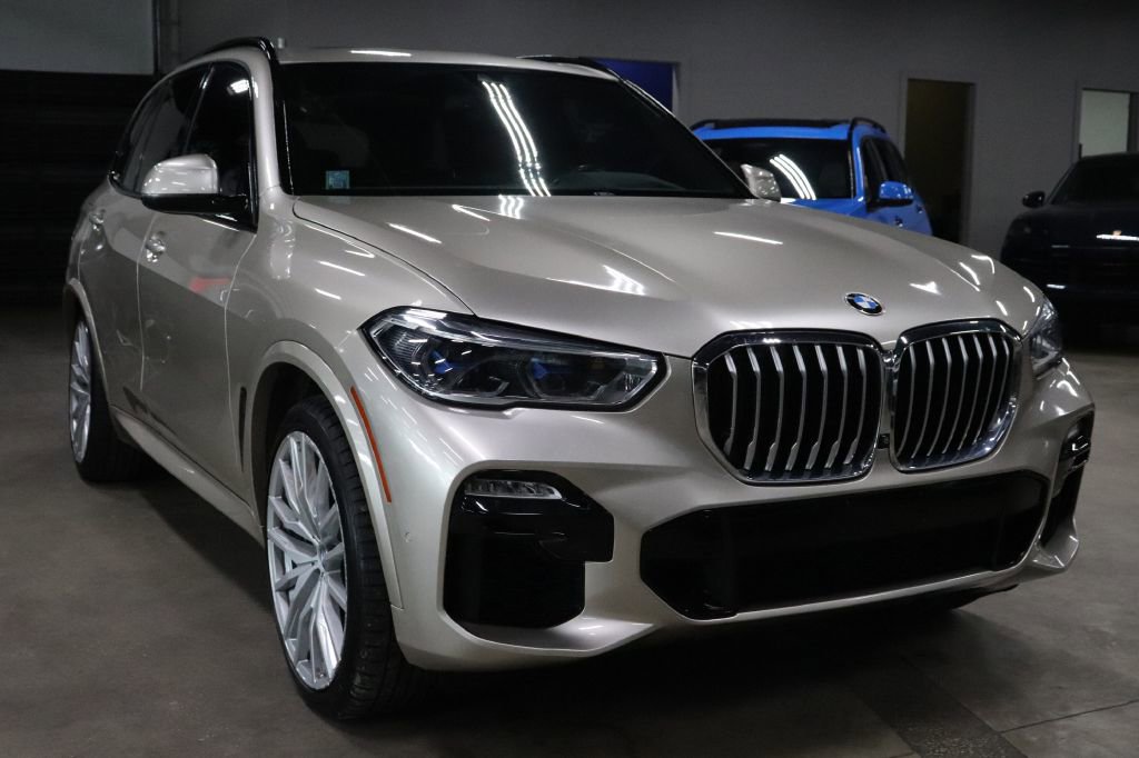 Used 2019 BMW X5 xDrive50i w/ M Sport Package image 7