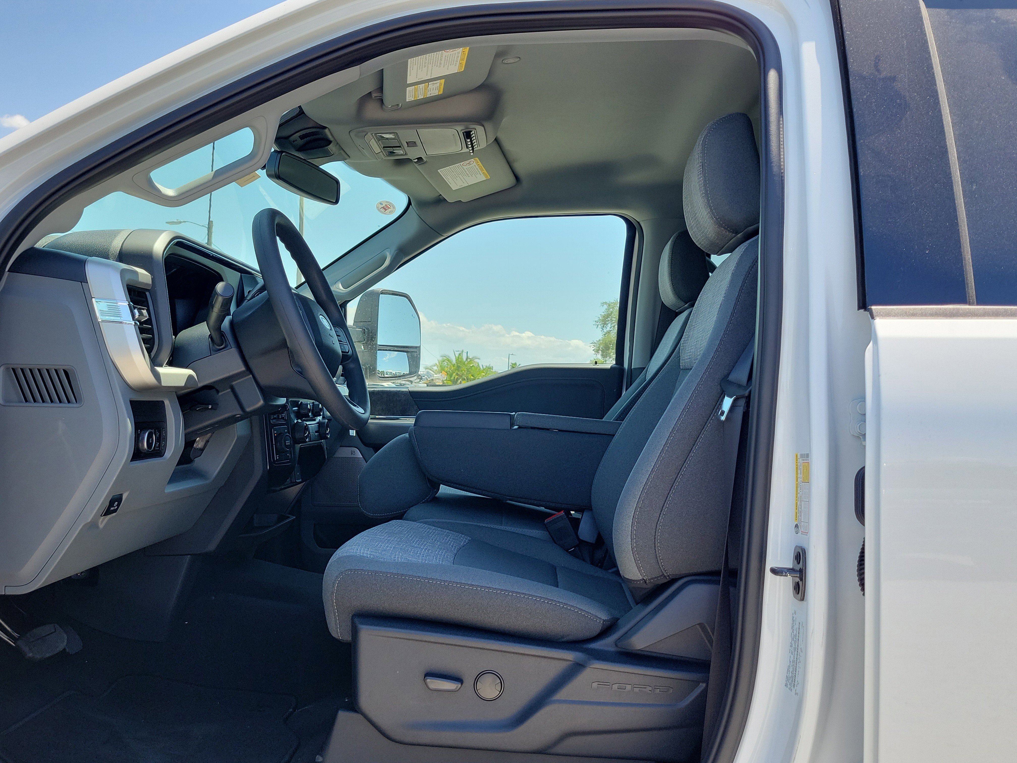 New 2026 Ford F250 XLT AWD/4WD image 17
