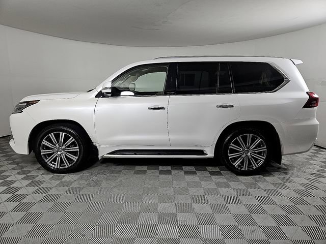 Used 2017 Lexus LX 570 4WD w/ Luxury Package image 7