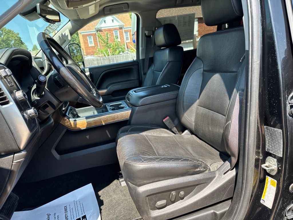 Used 2015 Chevrolet Silverado 3500 LTZ AWD/4WD image 11