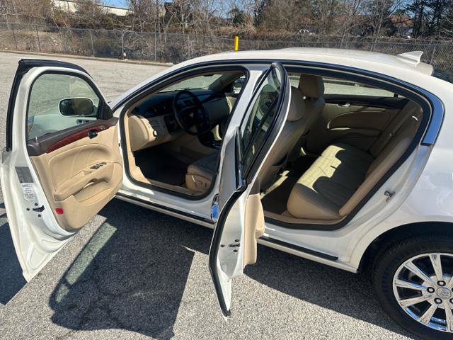 Used 2009 Buick Lucerne CXL FWD image 29