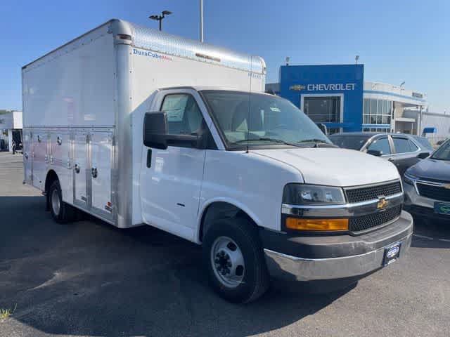 New 2026 Chevrolet Express 3500 w/ Power Convenience Package