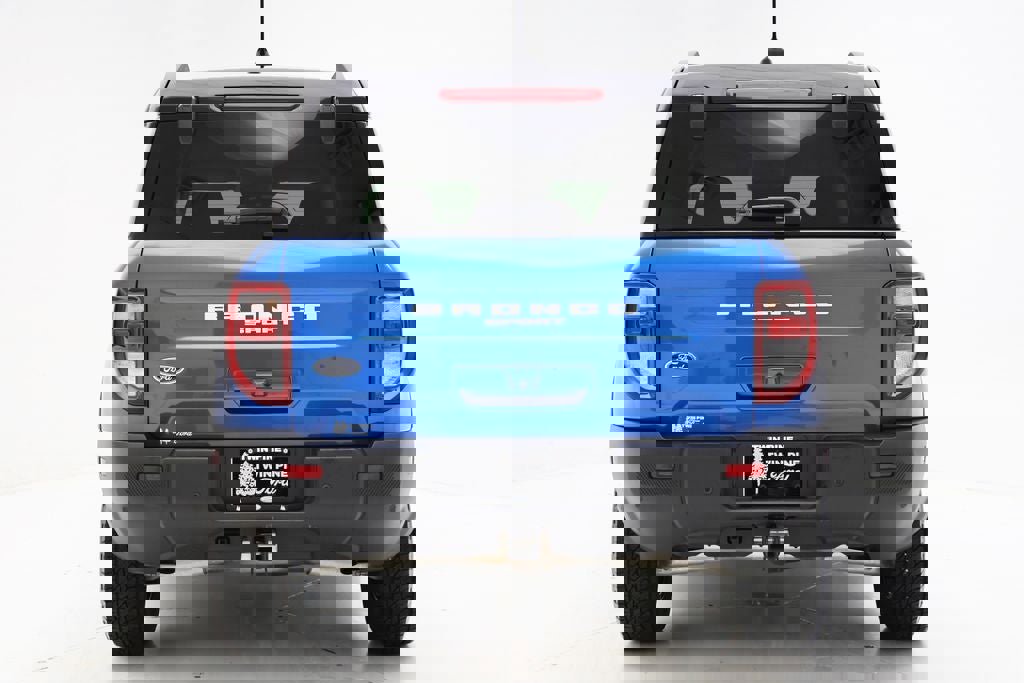 Used 2025 Ford Bronco Sport Badlands image 9