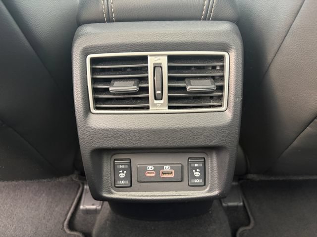 Used 2020 Nissan Maxima 3.5 SL FWD image 23