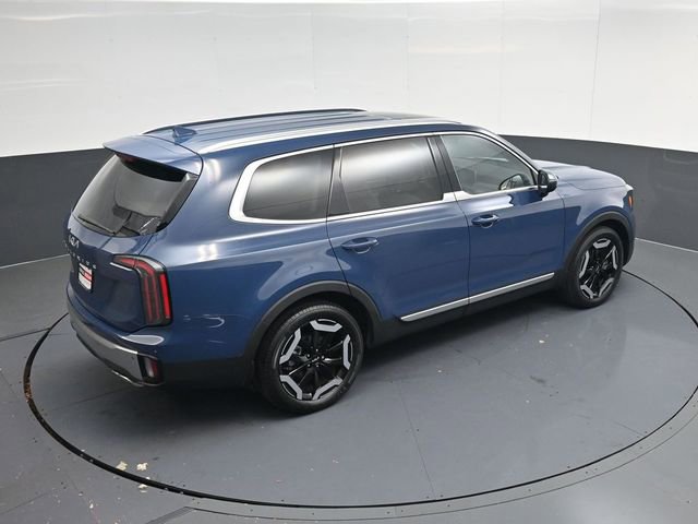 Used 2023 Kia Telluride EX image 48