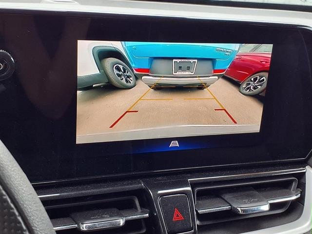 Used 2025 Chevrolet TrailBlazer LT AWD/4WD image 7