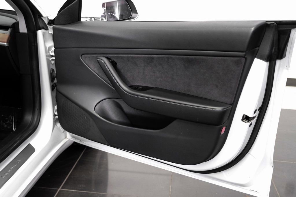Used 2020 Tesla Model 3 Long Range image 41