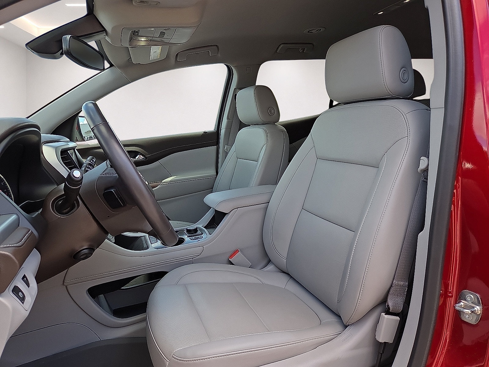 Certified 2023 GMC Acadia SLT w/ Preferred Package AWD/4WD image 18
