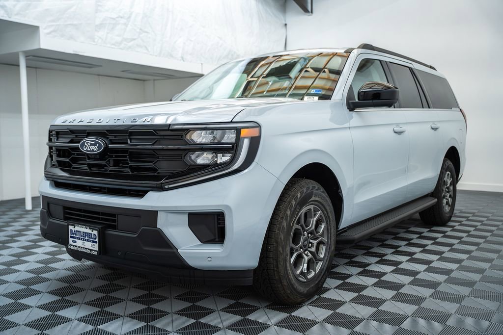 New 2026 Ford Expedition Max Active AWD/4WD image 3