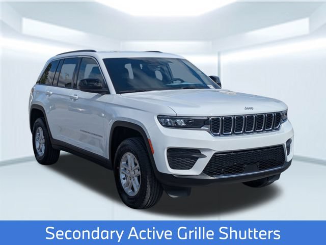 New 2025 Jeep Grand Cherokee Laredo w/ Luxury Tech Group I AWD/4WD image 9