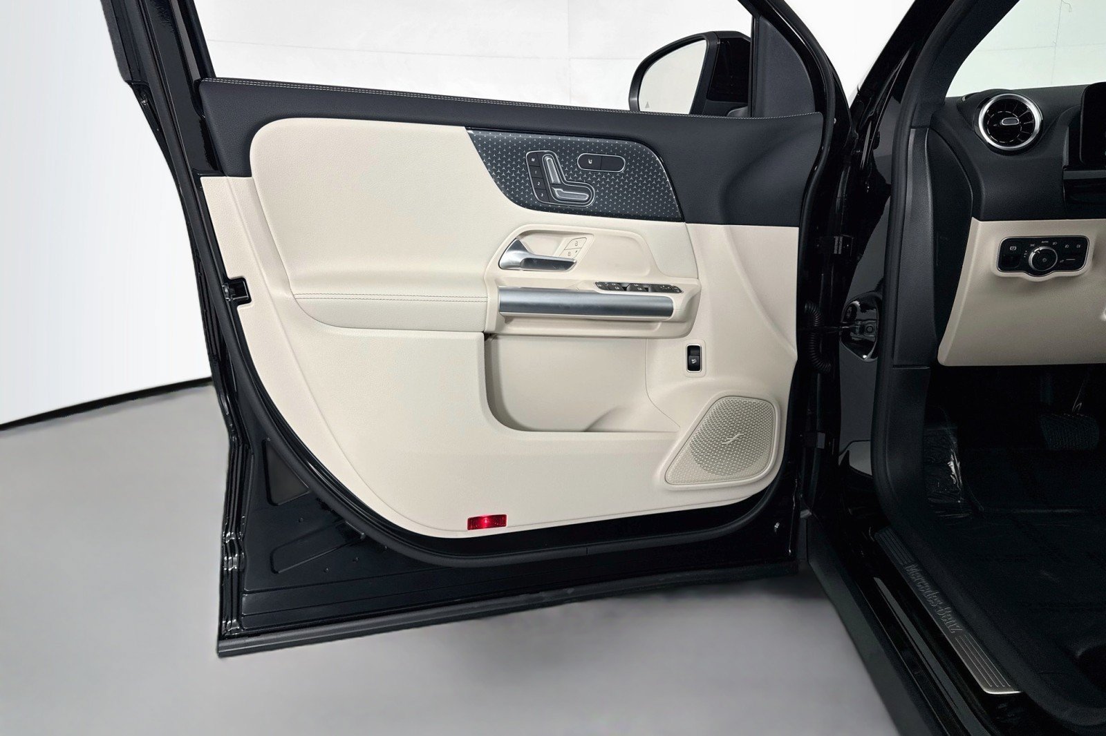 Certified 2026 Mercedes-Benz GLA 250 image 22
