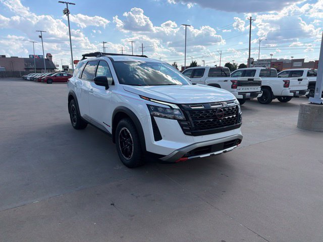 New 2026 Nissan Pathfinder Rock Creek AWD/4WD image 3