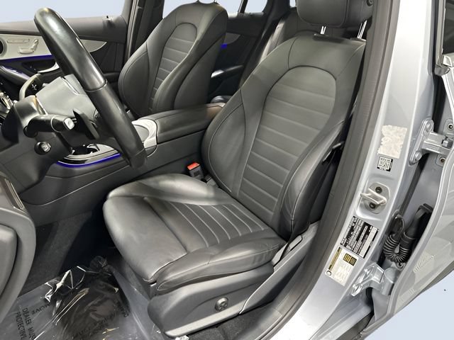 Used 2022 Mercedes-Benz GLC 300 4MATIC Coupe image 29