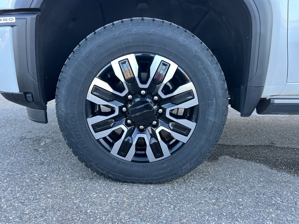 Certified 2024 GMC Sierra 2500 Denali Ultimate image 14