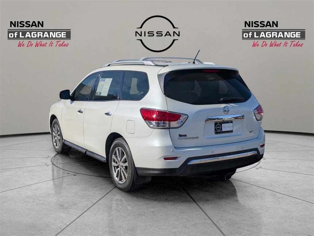 Used 2015 Nissan Pathfinder SV image 7