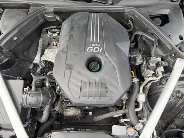 Used 2023 Genesis G70 2.0T image 40