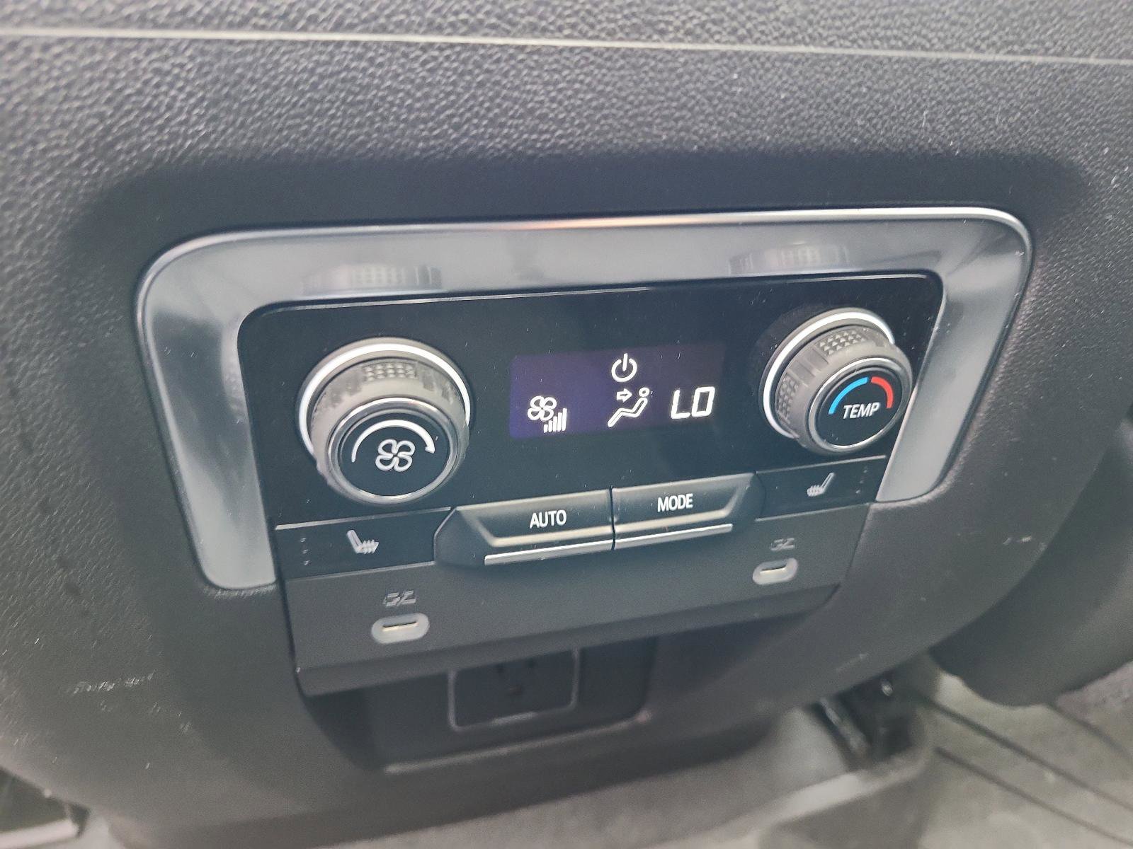 Certified 2024 Chevrolet Suburban Z71 w/ Z71 Off-Road Package image 14