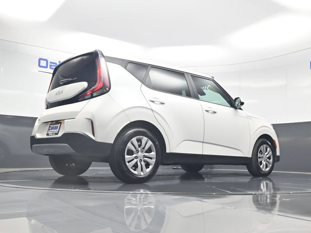 Used 2023 Kia Soul LX FWD image 39
