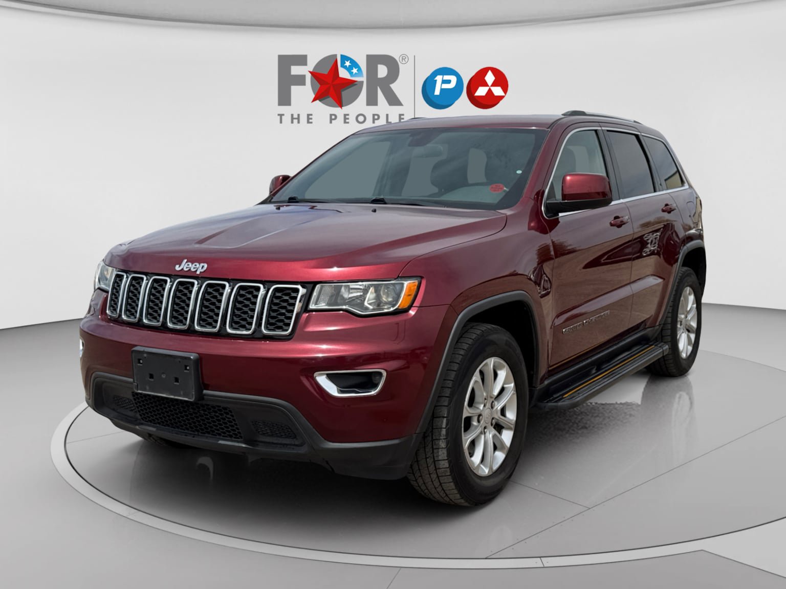 Used 2021 Jeep Grand Cherokee Laredo X AWD/4WD image 1