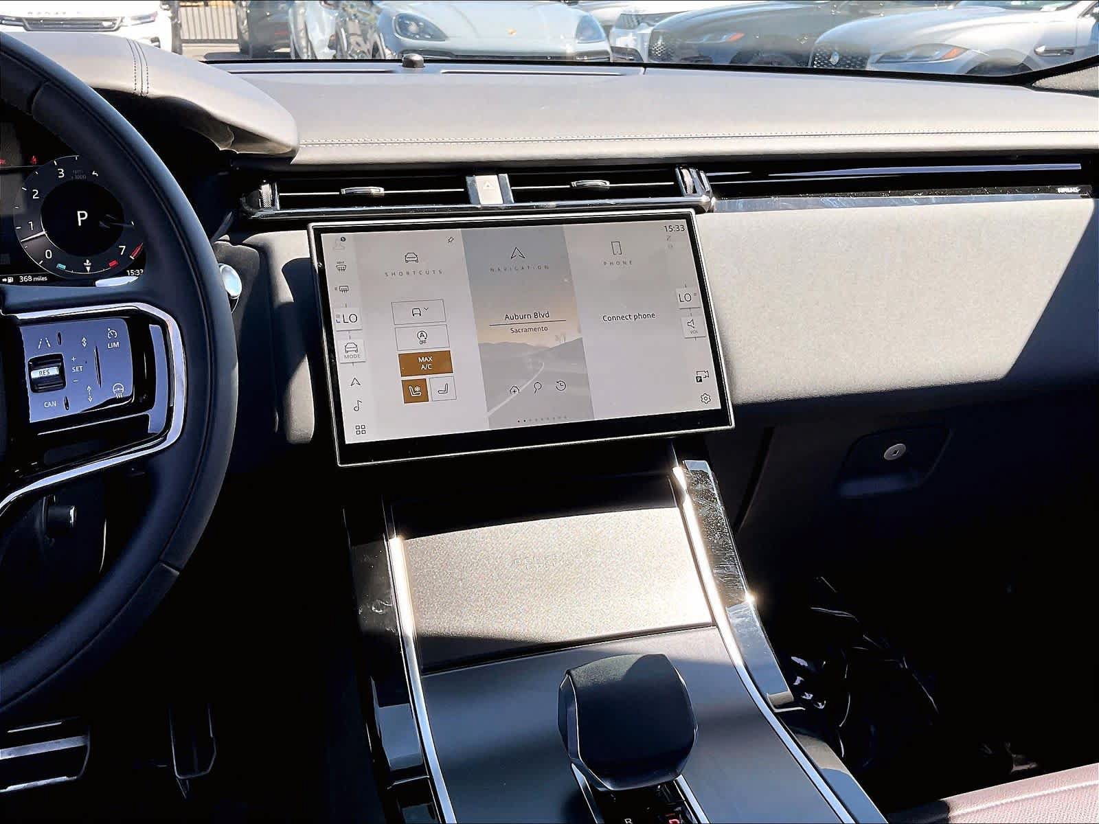 New 2026 Land Rover Range Rover Velar Belgravia AWD/4WD image 9