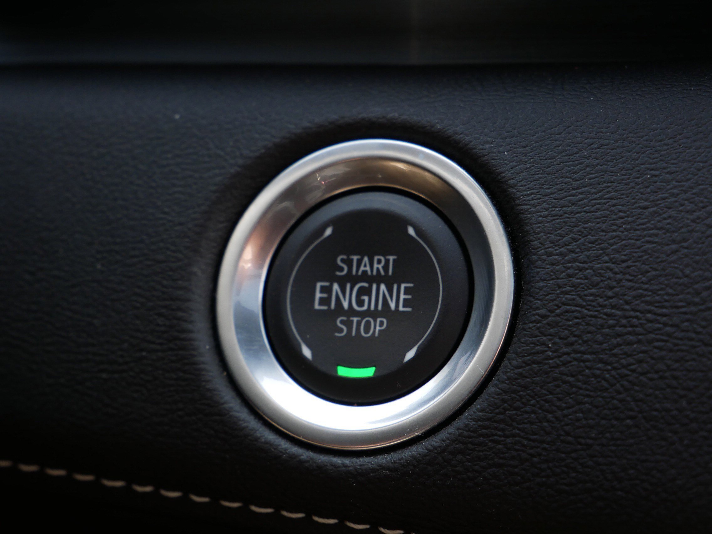 Certified 2024 Cadillac Escalade Premium Luxury image 30