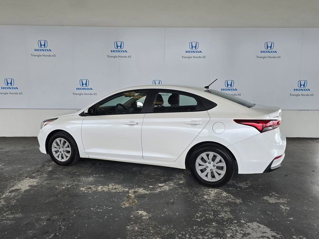 Used 2020 Hyundai Accent SE image 3
